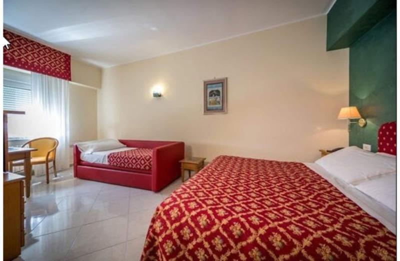 ריביסונדולי 5Miglia Hotel & Spa מראה חיצוני תמונה