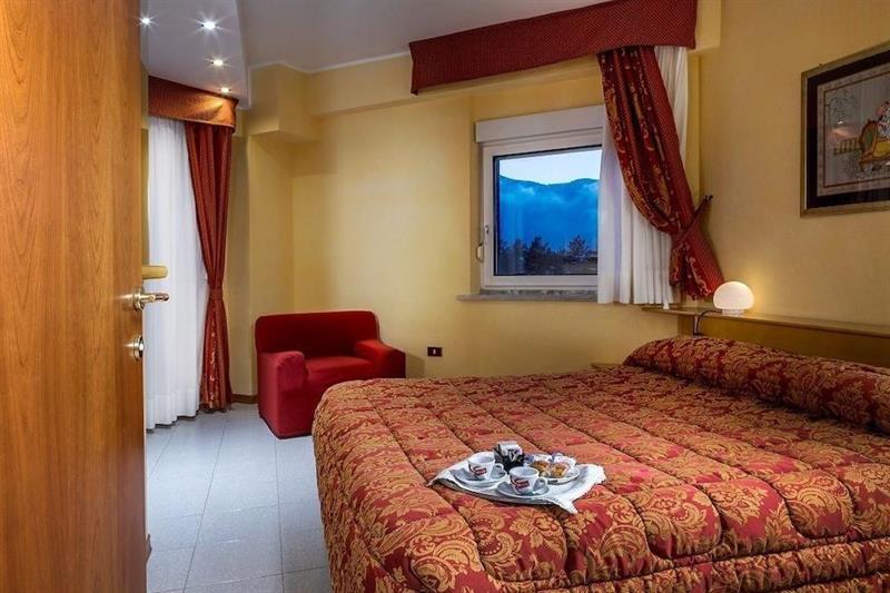 ריביסונדולי 5Miglia Hotel & Spa מראה חיצוני תמונה